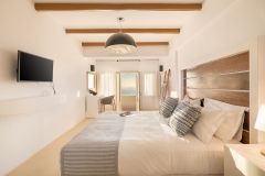 Honeymoon Suite Caldera View