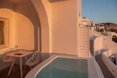 Honeymoon Suite Caldera View
